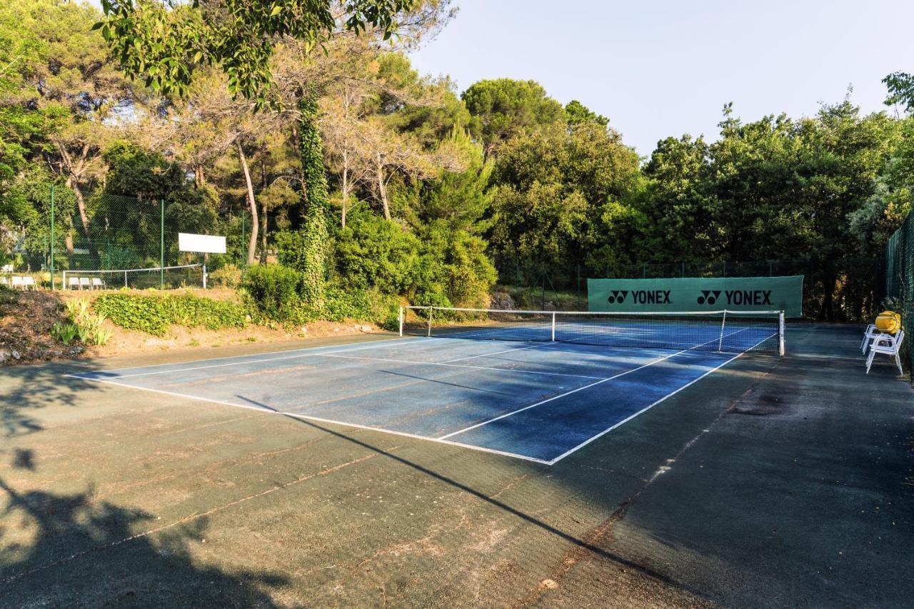 Отель Belambra Clubs La Colle-Sur-Loup - Les Terrasses De Saint-Paul De Vence Экстерьер фото