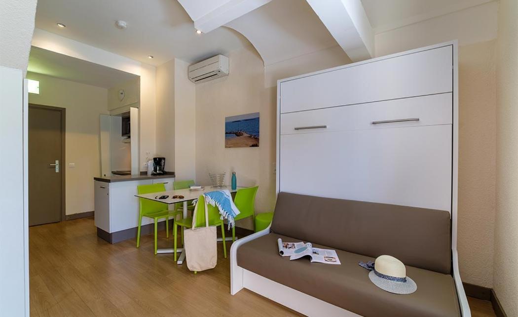 Отель Belambra Clubs La Colle-Sur-Loup - Les Terrasses De Saint-Paul De Vence Экстерьер фото