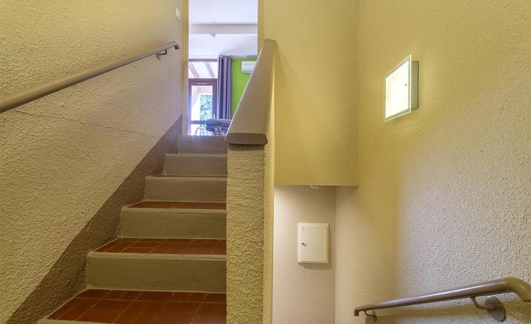 Отель Belambra Clubs La Colle-Sur-Loup - Les Terrasses De Saint-Paul De Vence Экстерьер фото