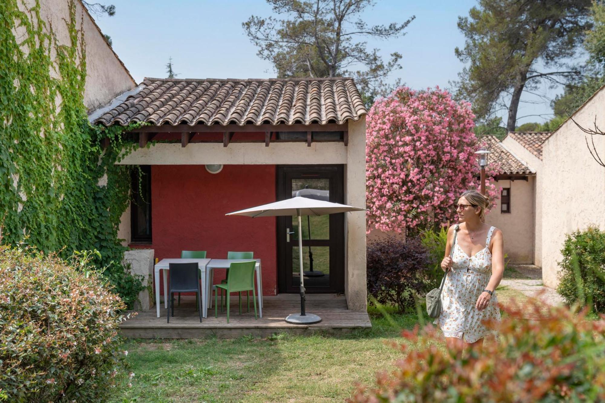 Отель Belambra Clubs La Colle-Sur-Loup - Les Terrasses De Saint-Paul De Vence Экстерьер фото